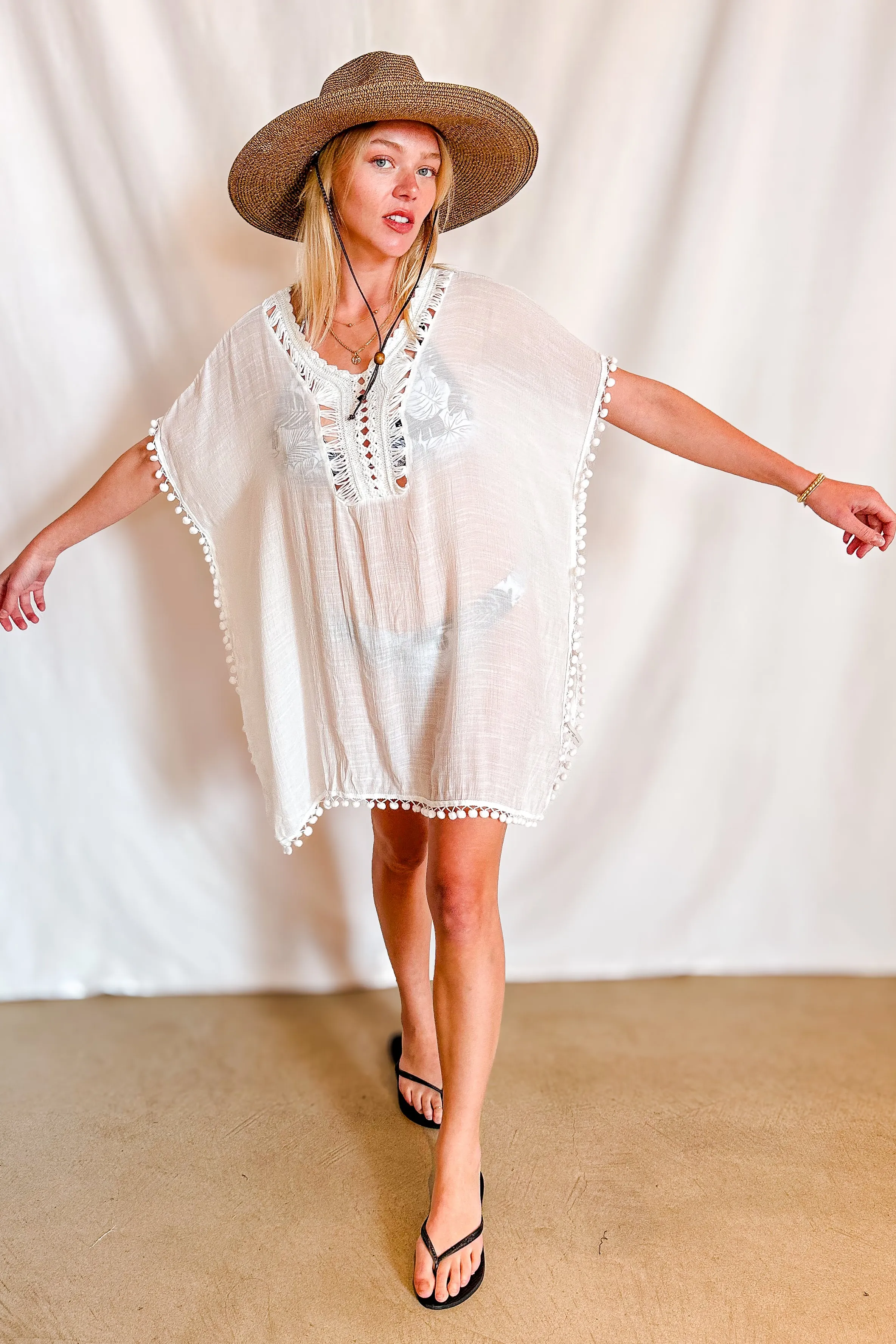 Crochet Pom Pom Detail Cover Up / White