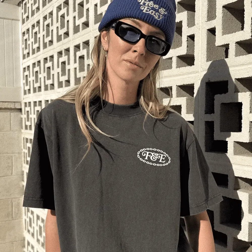 Free & Easy Chain Premium Tee