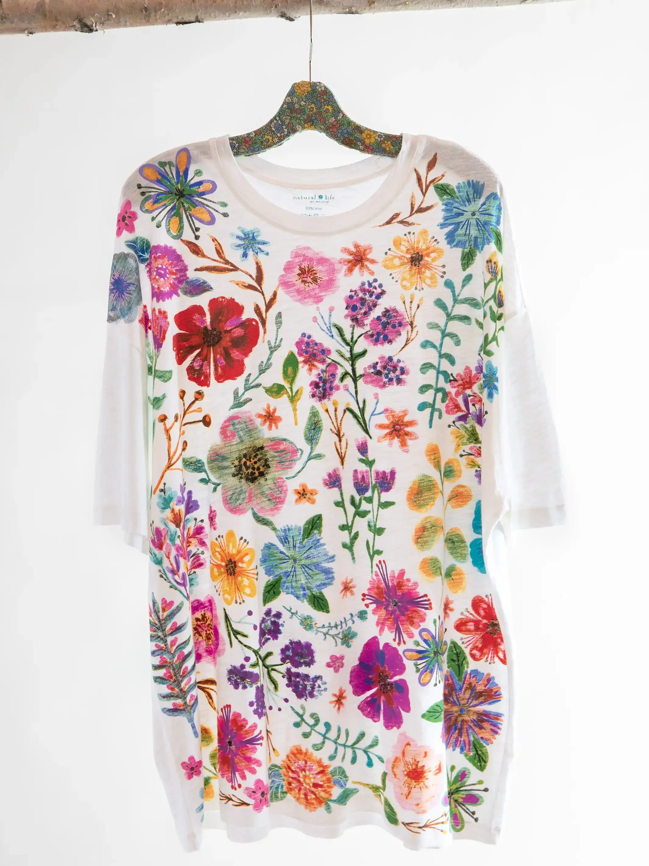 One Size Cotton Easy Tee - Rainbow Garden White