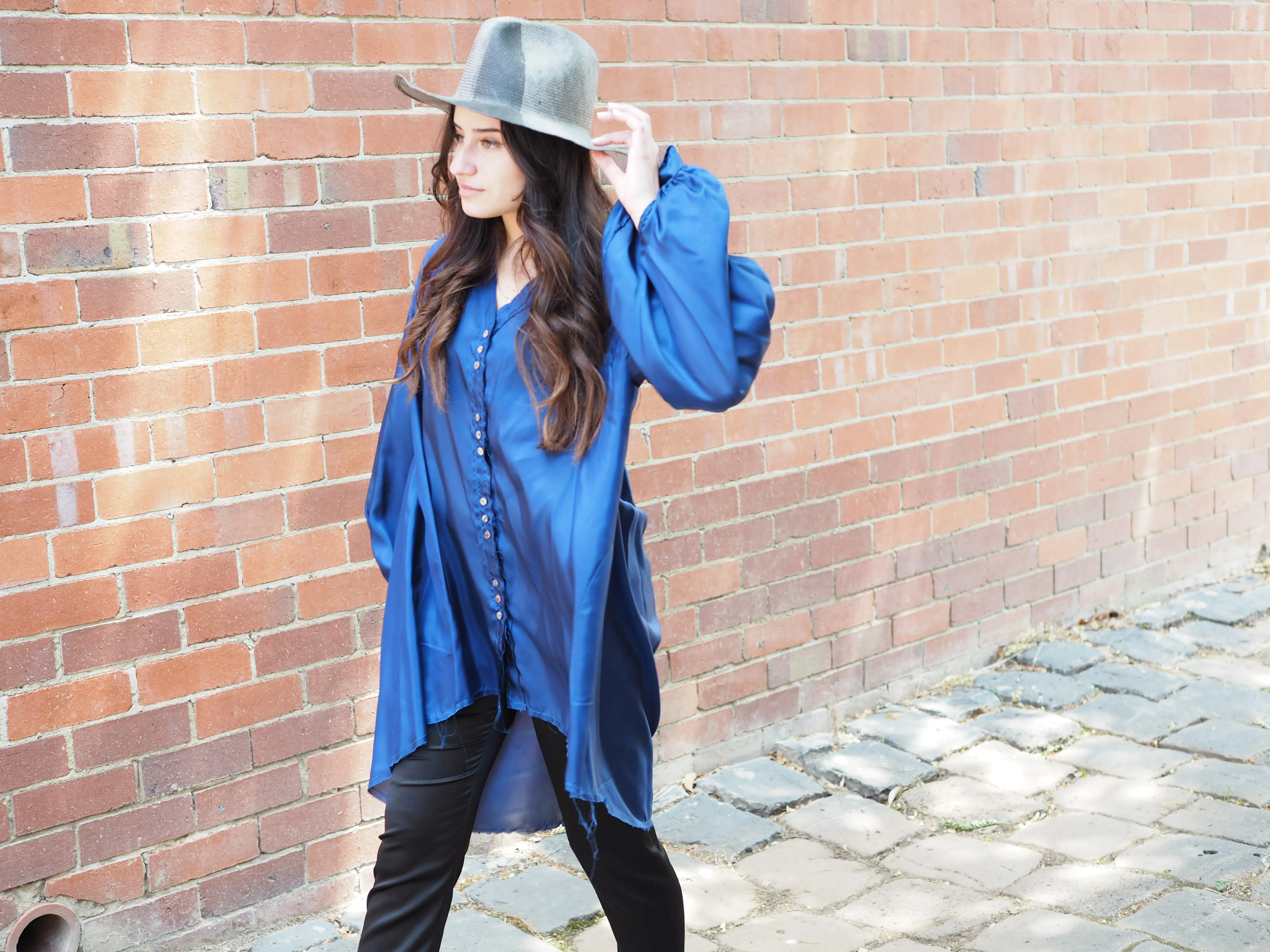 Pin-tuck shirt (silk)