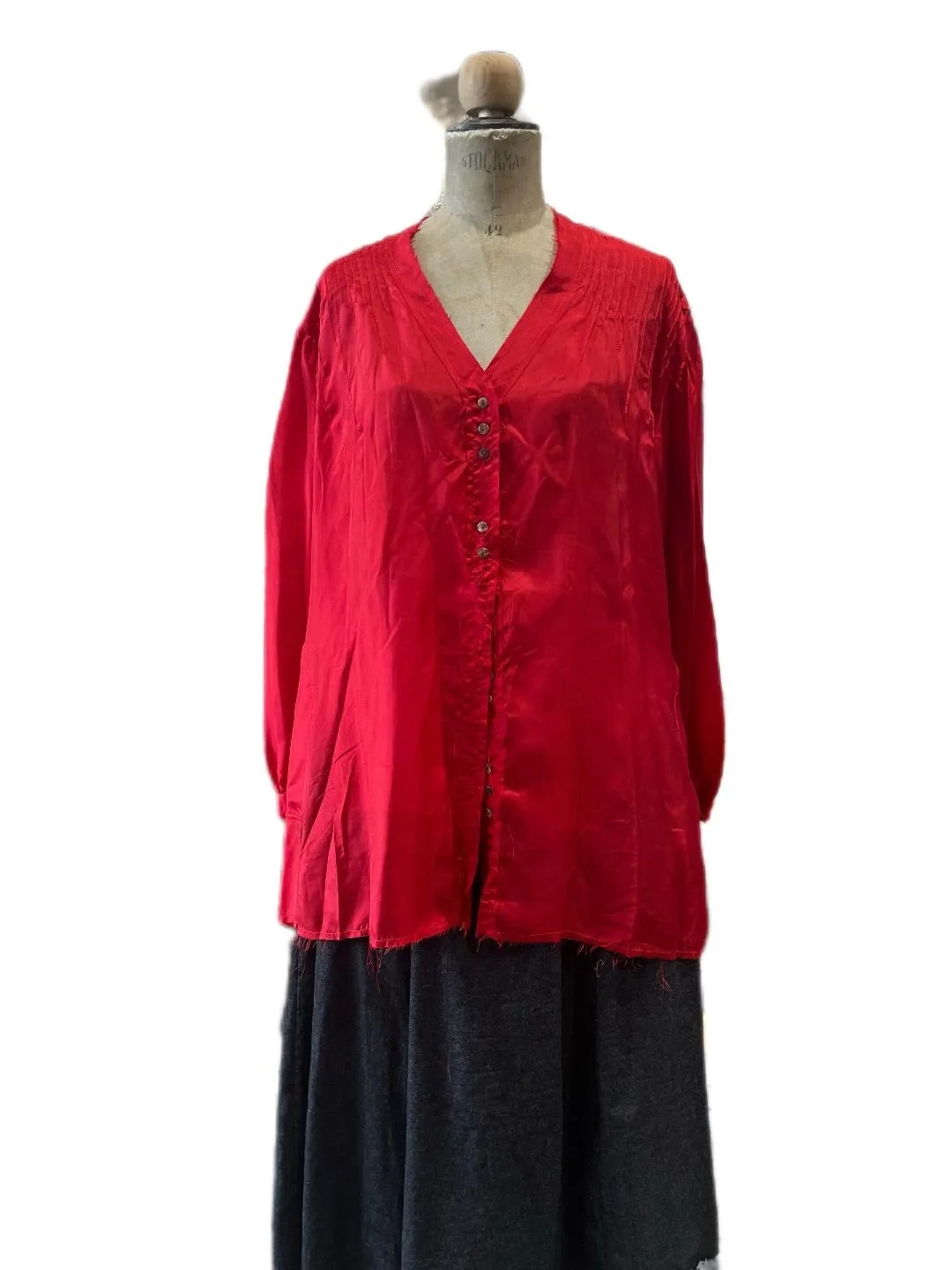 Pin-tuck shirt (silk)