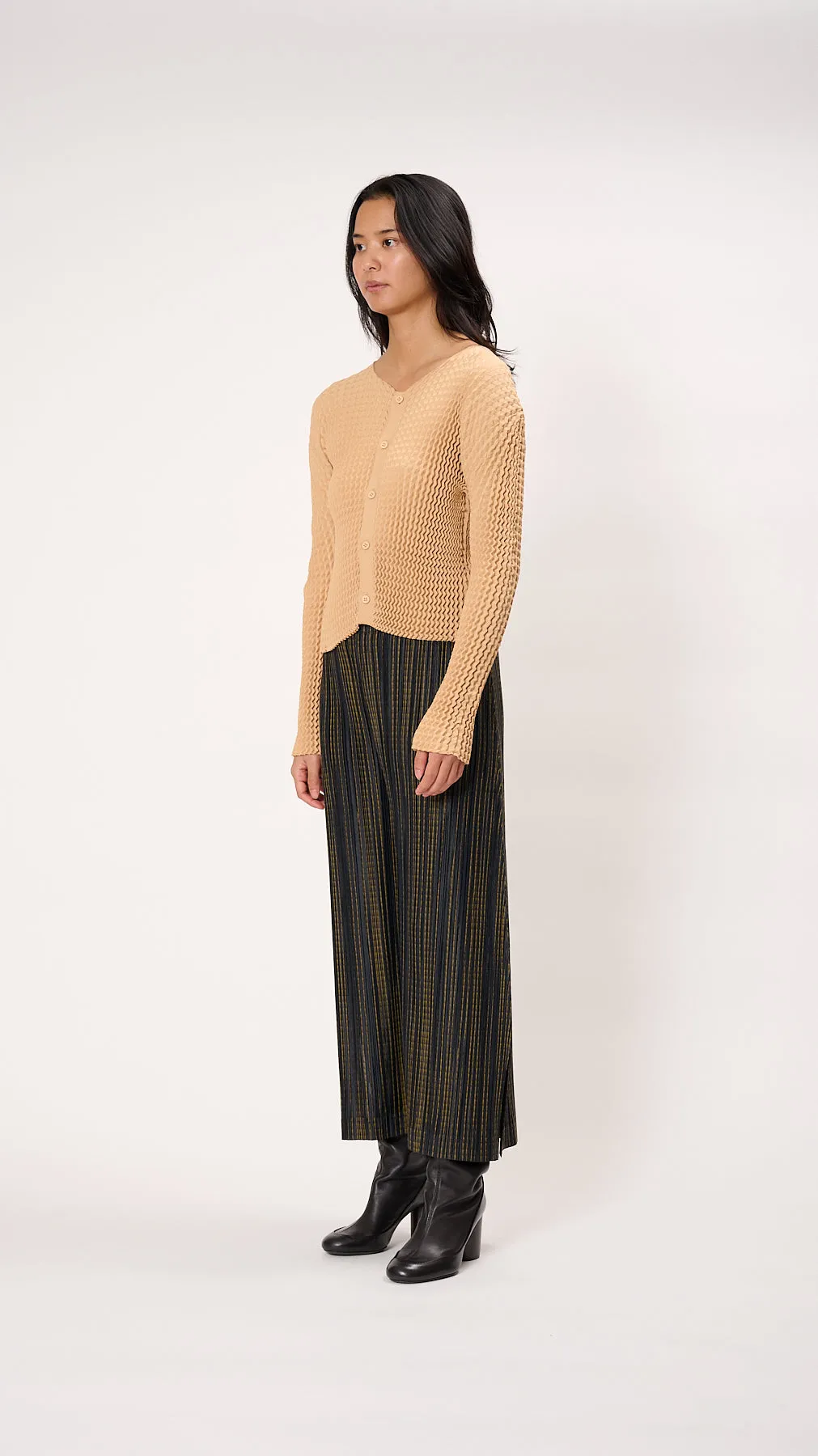 Spongy Bk-48 Cardigan in Silver Grass Beige