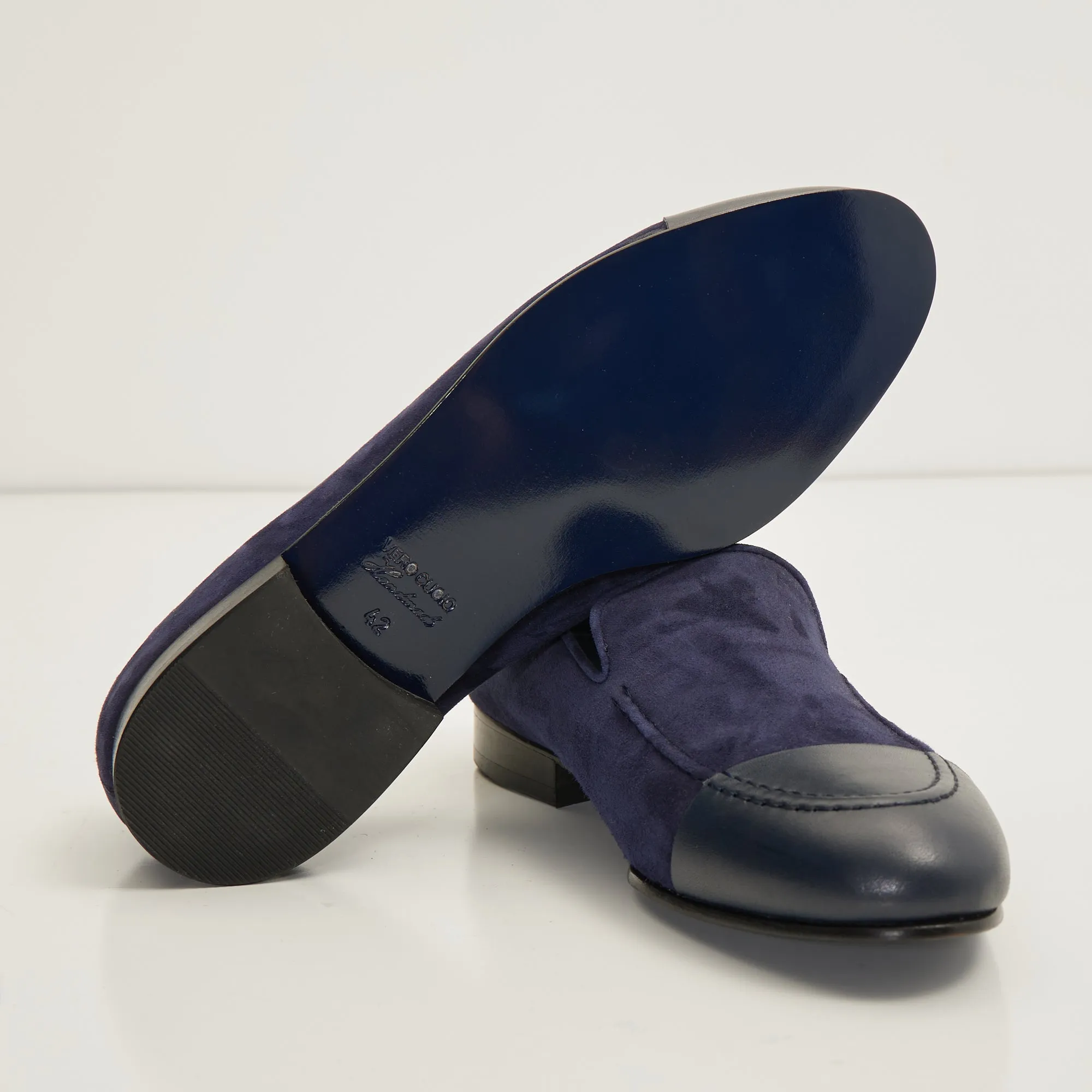 The ''Dipped Toe'' Formal Leather Loafer    - Navy